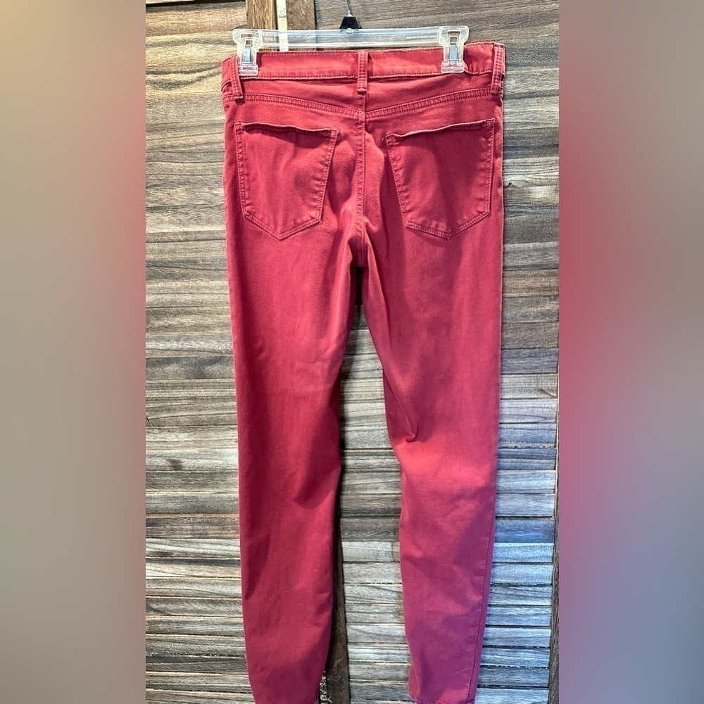 Lucky Brand • Red Brooke Legging Jean • 6 • 28 - Picture 4 of 7